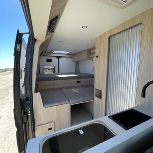 21 Fiat Ducato camperizada en Cádiz SurVan Camper camperizar furgoneta para ebike o windsurf sup surf