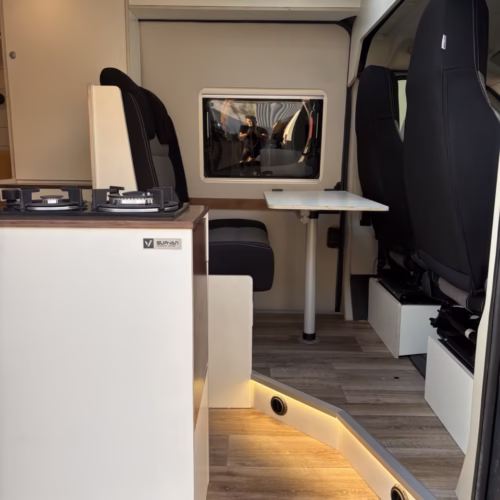 Camper de furgoneta en Cádiz realizada en madera Camper de furgoneta en Cádiz realizada en madera